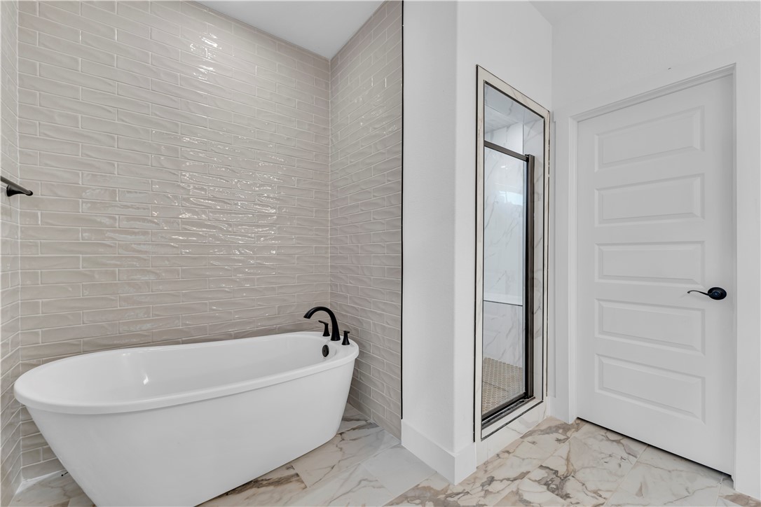 WALNUT GROVE SUB PH 1-BENTONVILLE - Residential