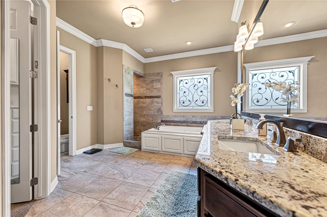 Oak Tree Centerton - Residential