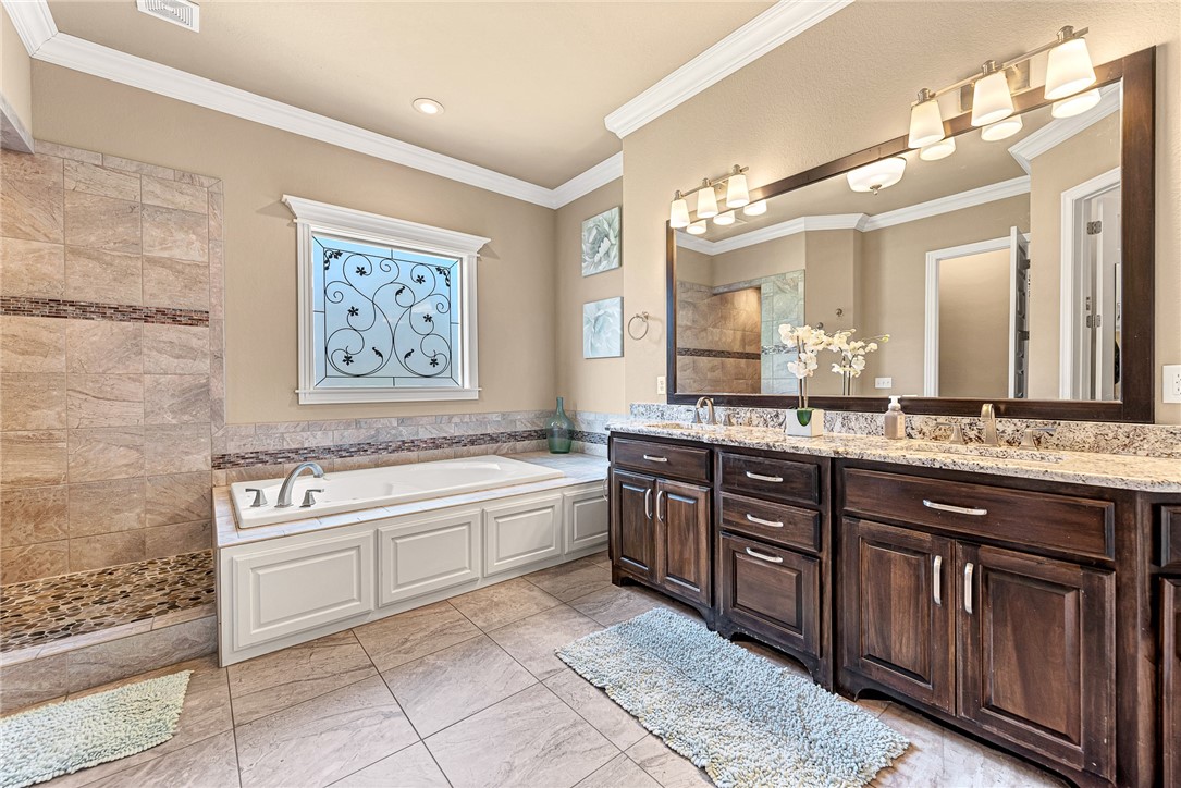 Oak Tree Centerton - Residential