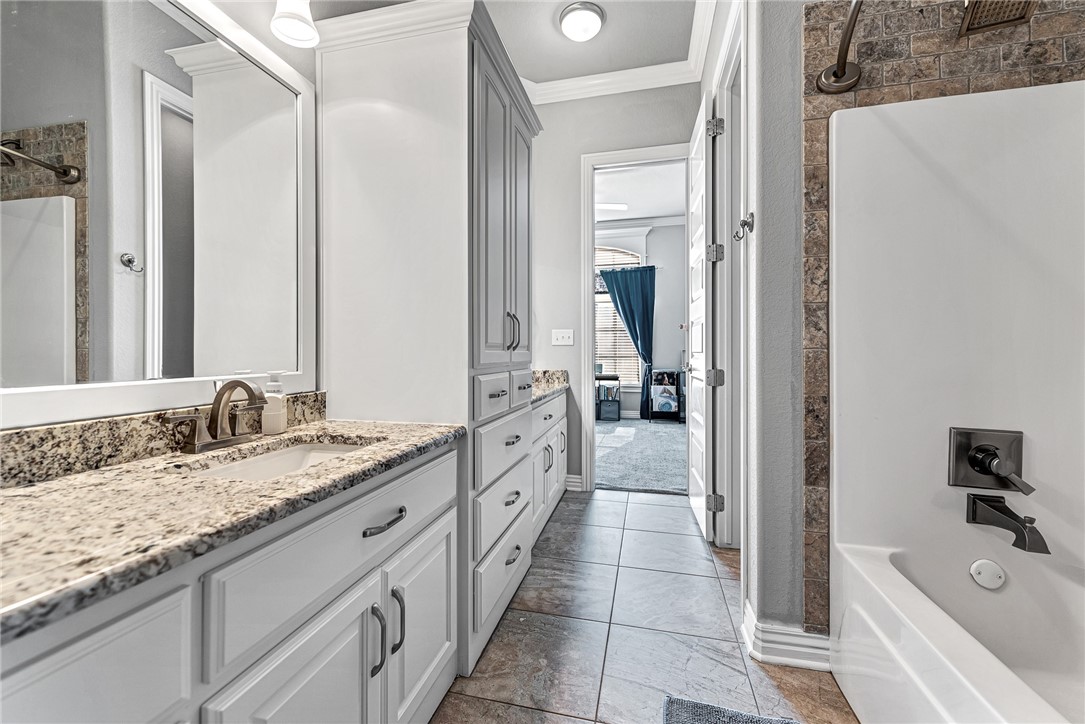 Oak Tree Centerton - Residential