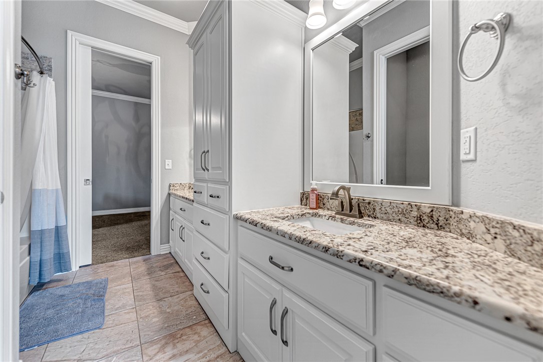 Oak Tree Centerton - Residential