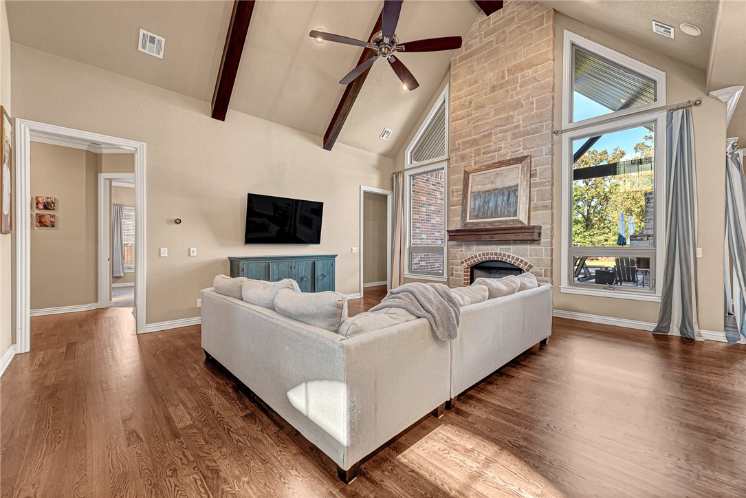 Oak Tree Centerton - Residential