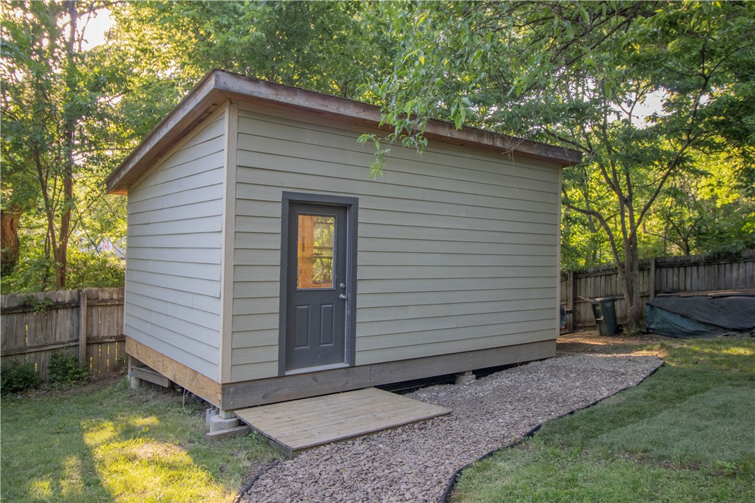 Hendrys Add - Residential