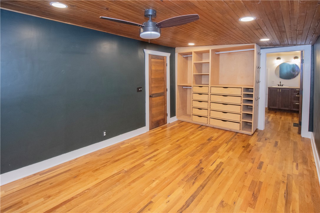 Hendrys Add - Residential