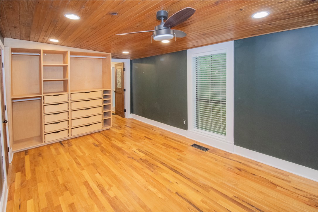 Hendrys Add - Residential