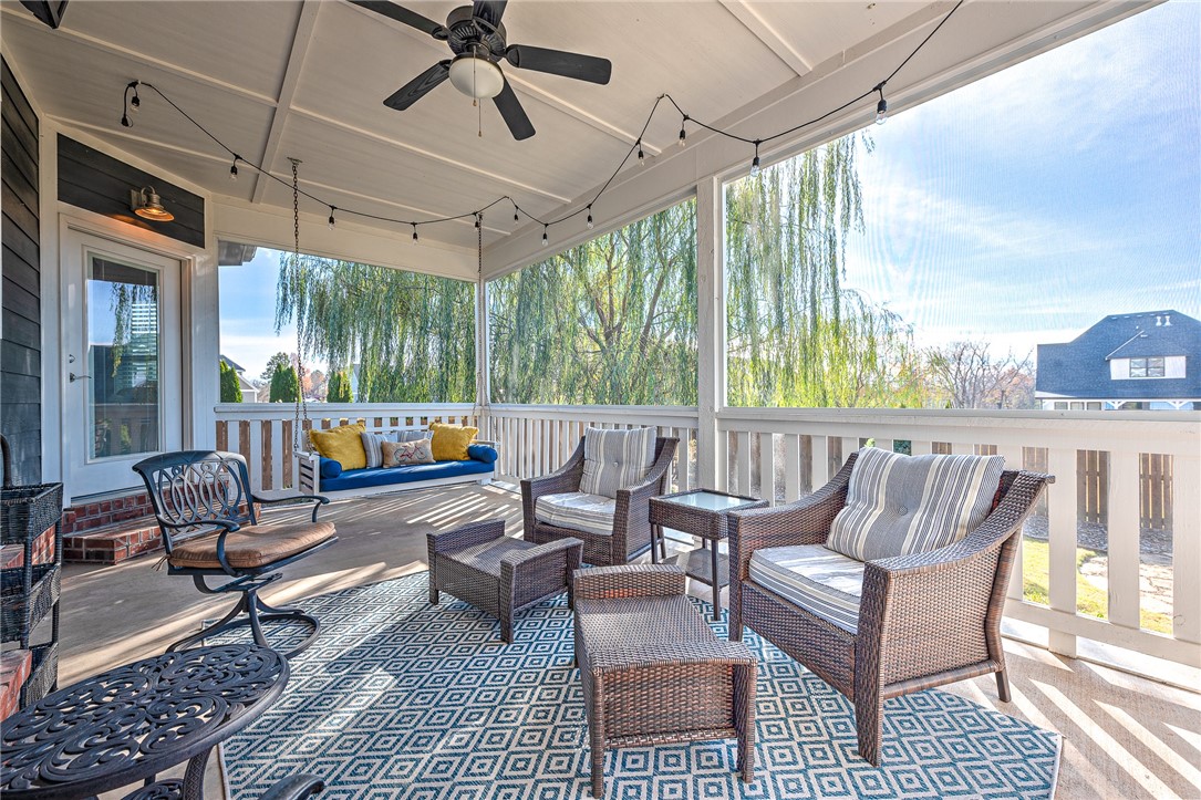 Hyde Park Cave Spgs - Residential