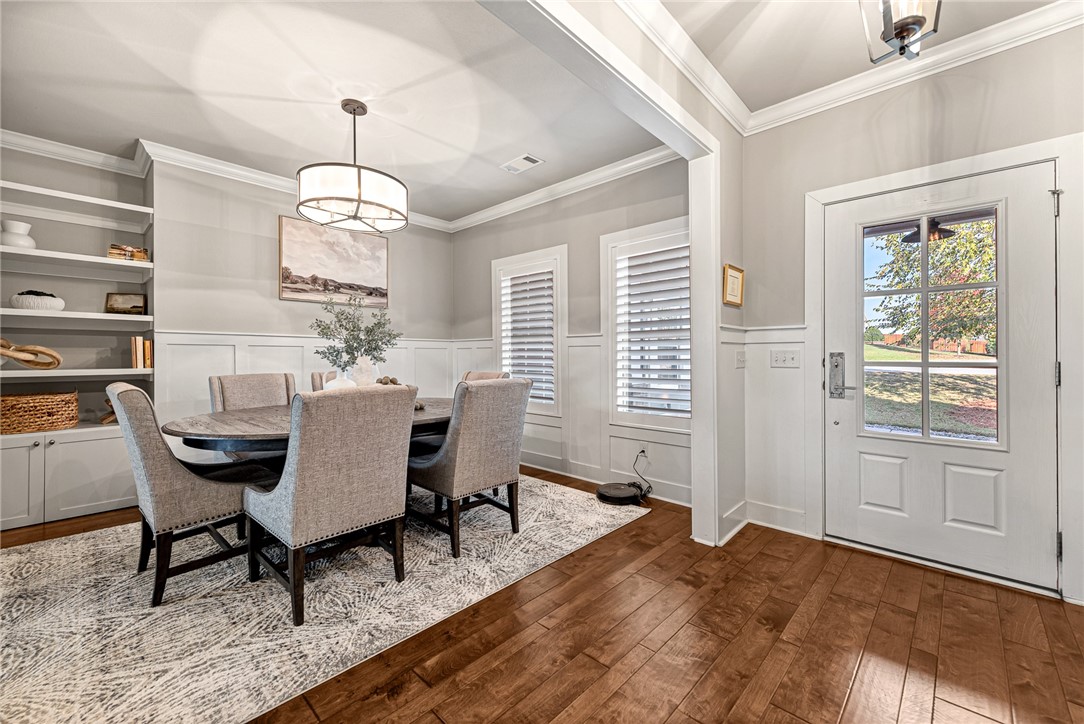 Hyde Park Cave Spgs - Residential