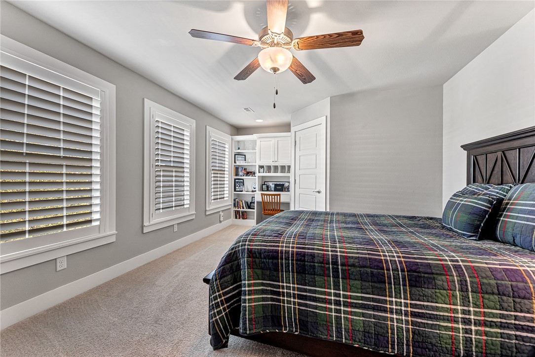 Hyde Park Cave Spgs - Residential