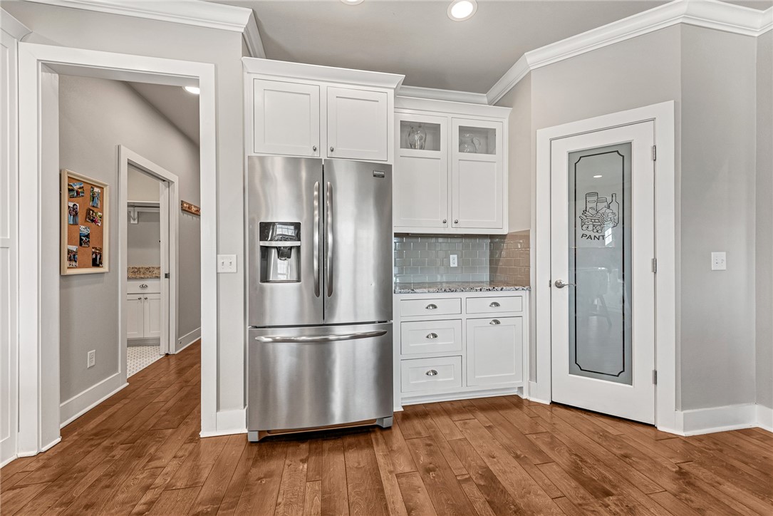 Hyde Park Cave Spgs - Residential