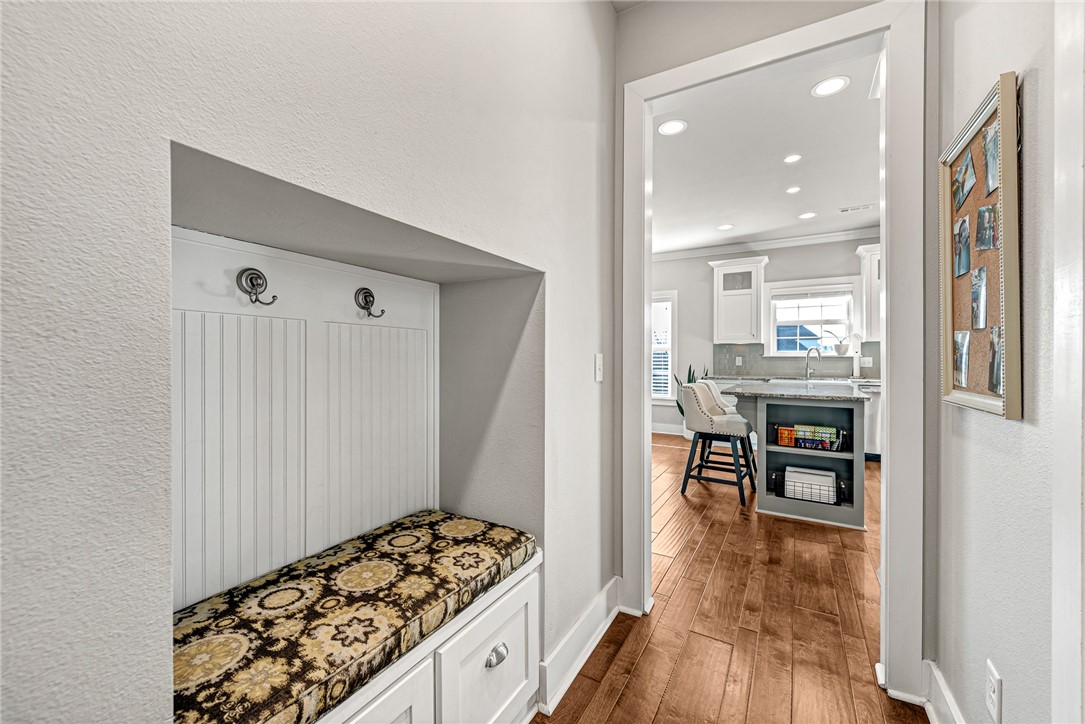 Hyde Park Cave Spgs - Residential