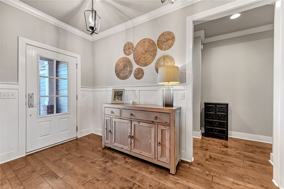 Hyde Park Cave Spgs - Residential