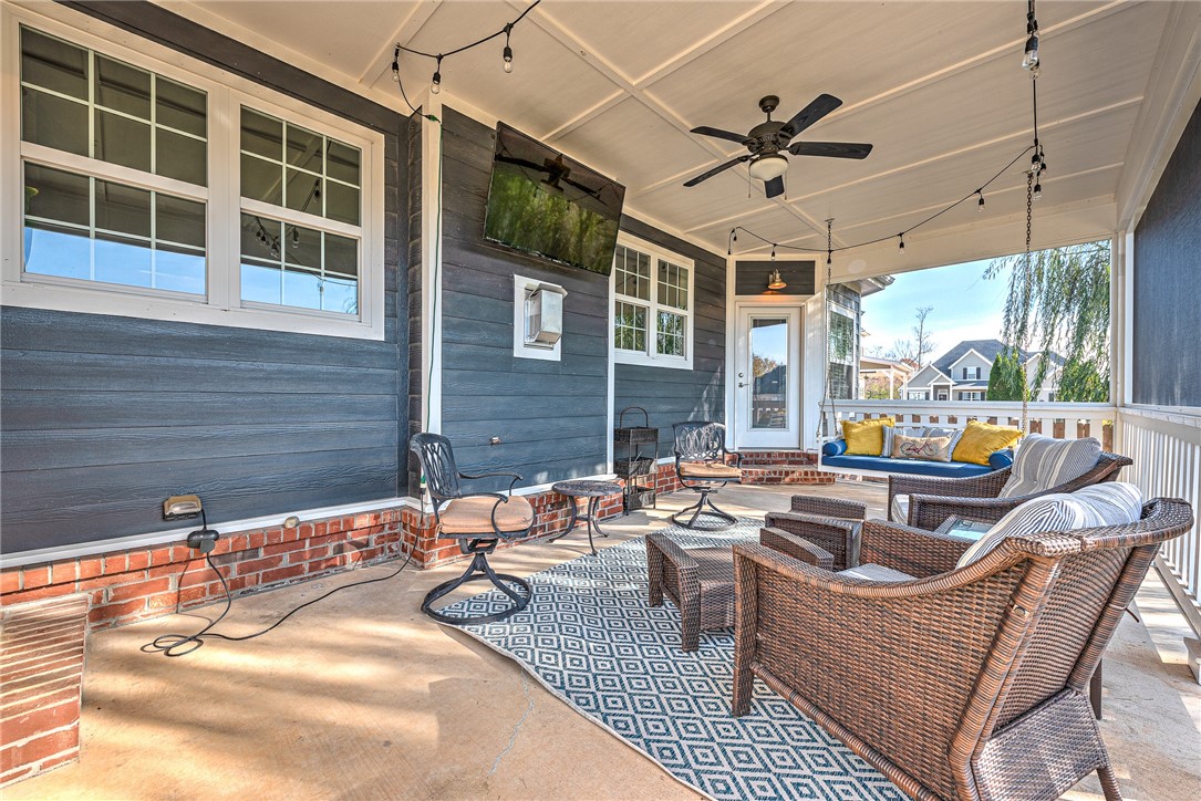 Hyde Park Cave Spgs - Residential