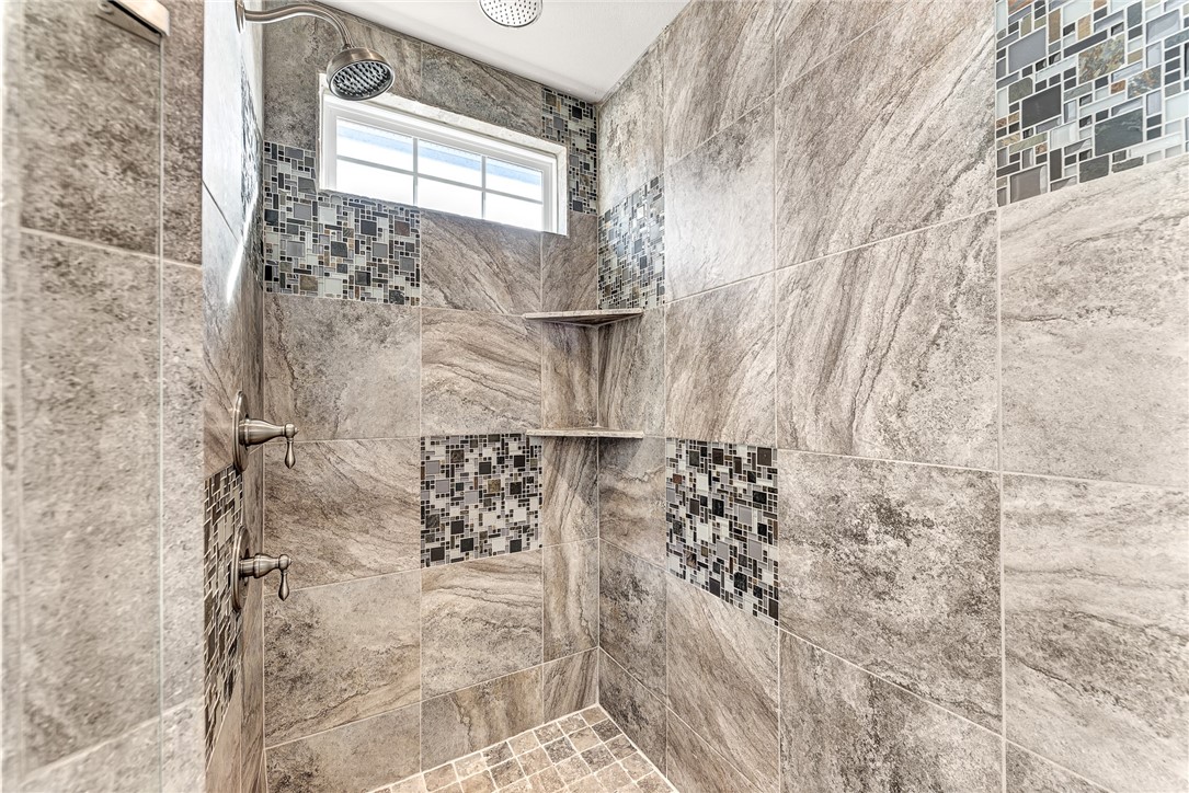 Hyde Park Cave Spgs - Residential