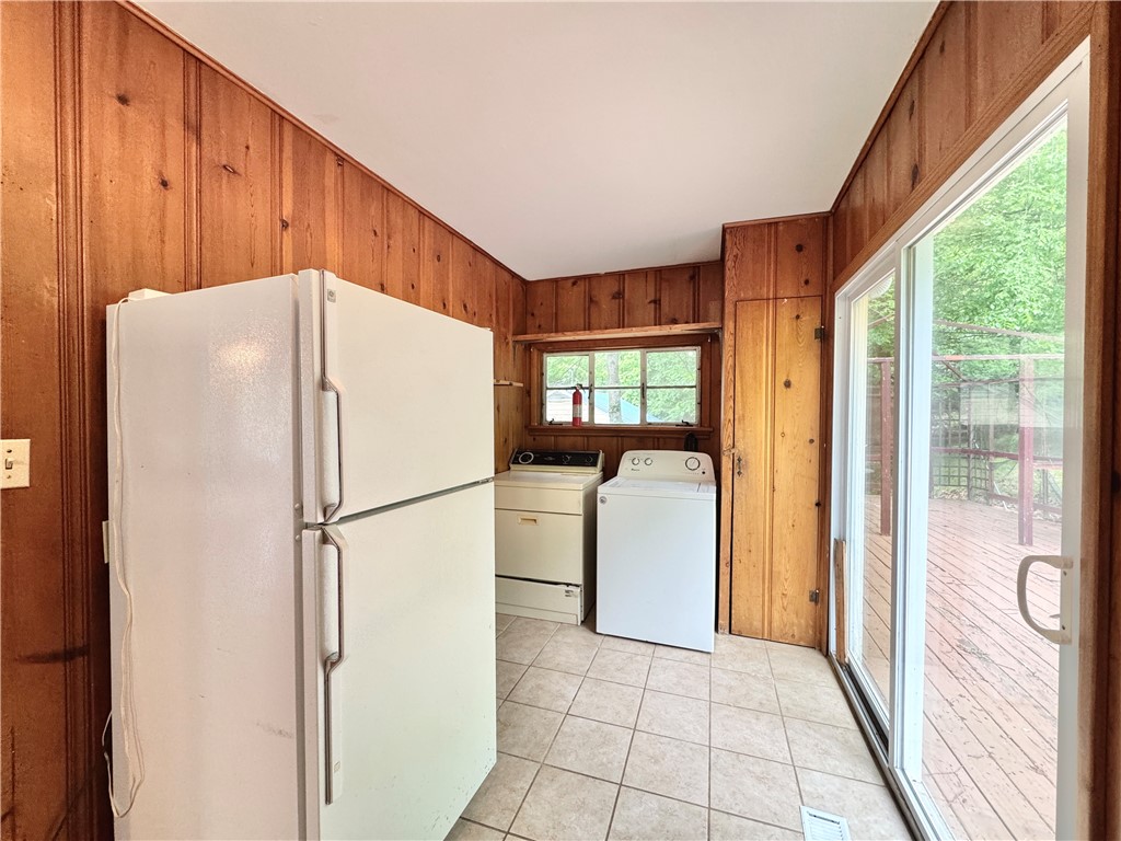 Fayetteville Outlots - Residential Lease