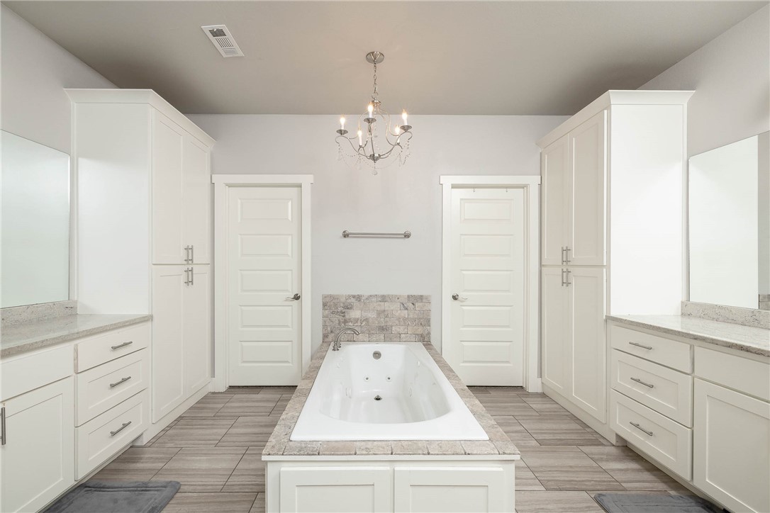 Waterford Estates At Hissom Ranch - Residential