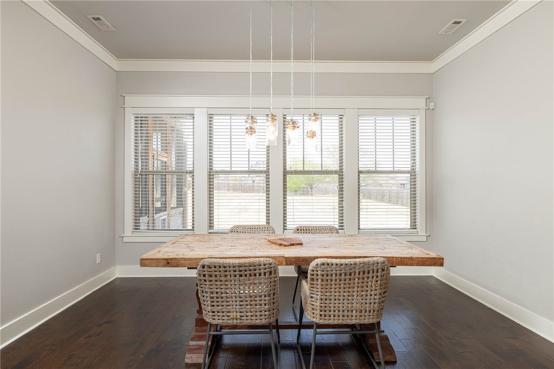 Waterford Estates At Hissom Ranch - Residential