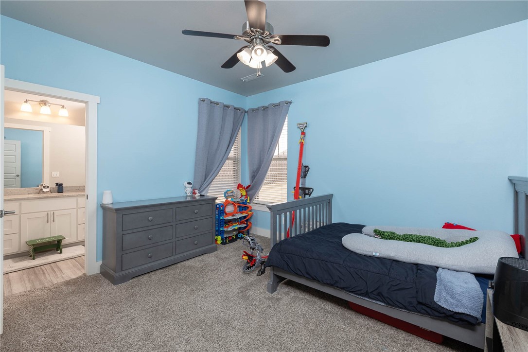 Waterford Estates At Hissom Ranch - Residential