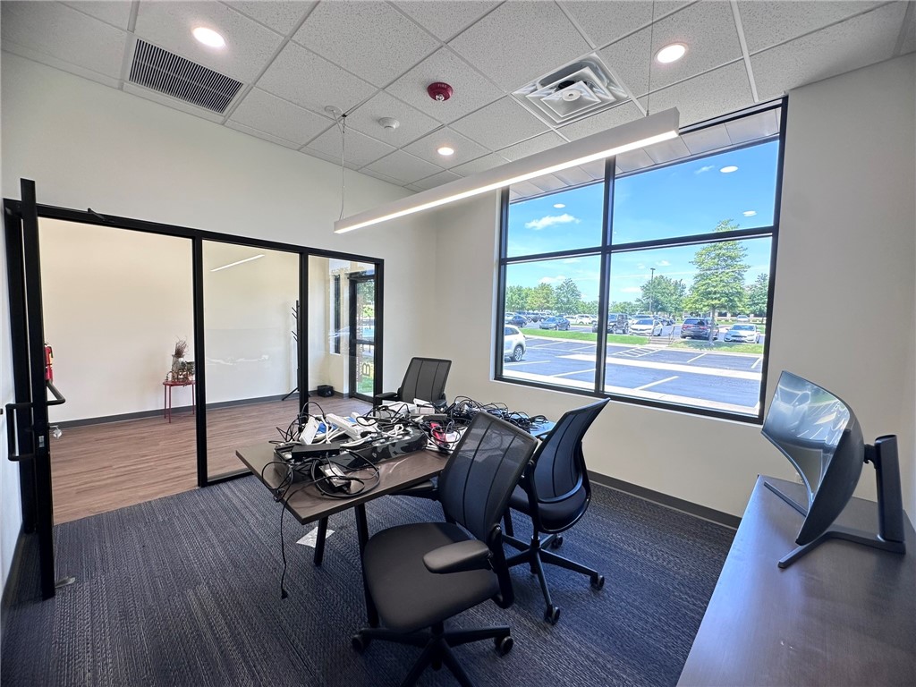 Metro Park South Rogers - Commercial Lease