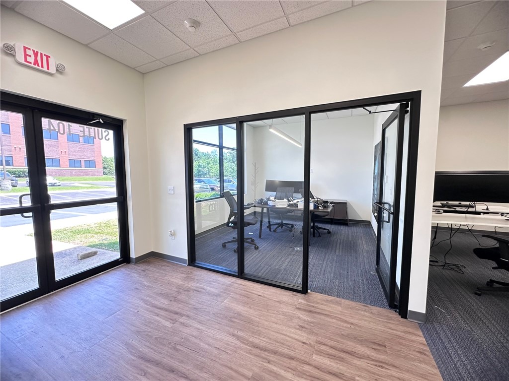 Metro Park South Rogers - Commercial Lease