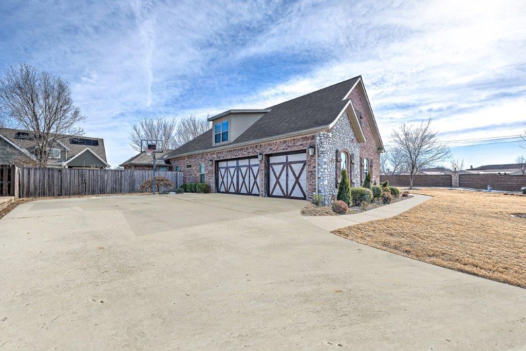 Creekside - Residential