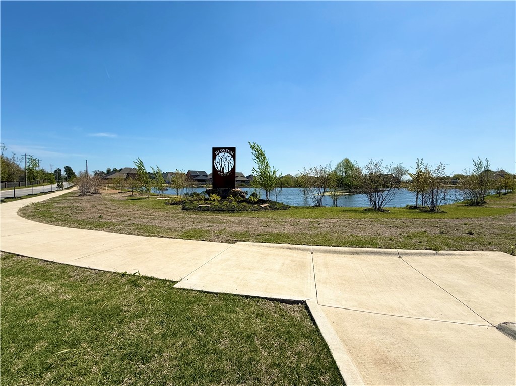 Blossom Woods Ph II Rogers - Residential