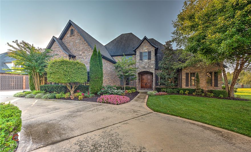 STUNNING MARK MELTON BUILT HOME tucked away behind the gates of the prestigious Pinnacle County Club on a spacious and private lot.  Beautifully designed and crafted with spacious floor plan featuring a large chef’s kitchen with top of the line appliances and large island all open to a beautiful living room w/ fireplace and wet bar.  Formal dining, private executive office, formal living room, theater room, upstairs bonus.  Large main level master w/ luxurious en suite bath and large walk-in closet.  Main level guest suite.  Each bedroom offers a private en suite bath.  Spacious open and covered decks with large, flat yard and room for a pool!