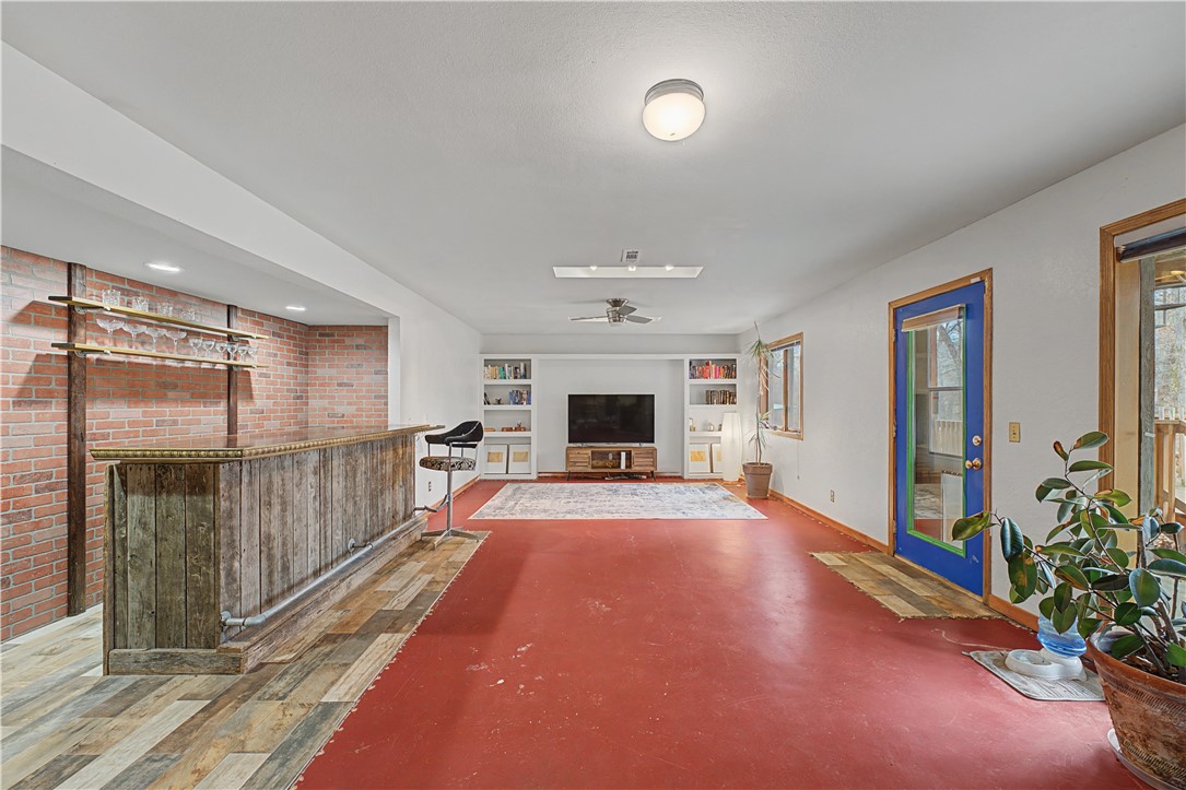 Melanie Sub Bvv - Residential