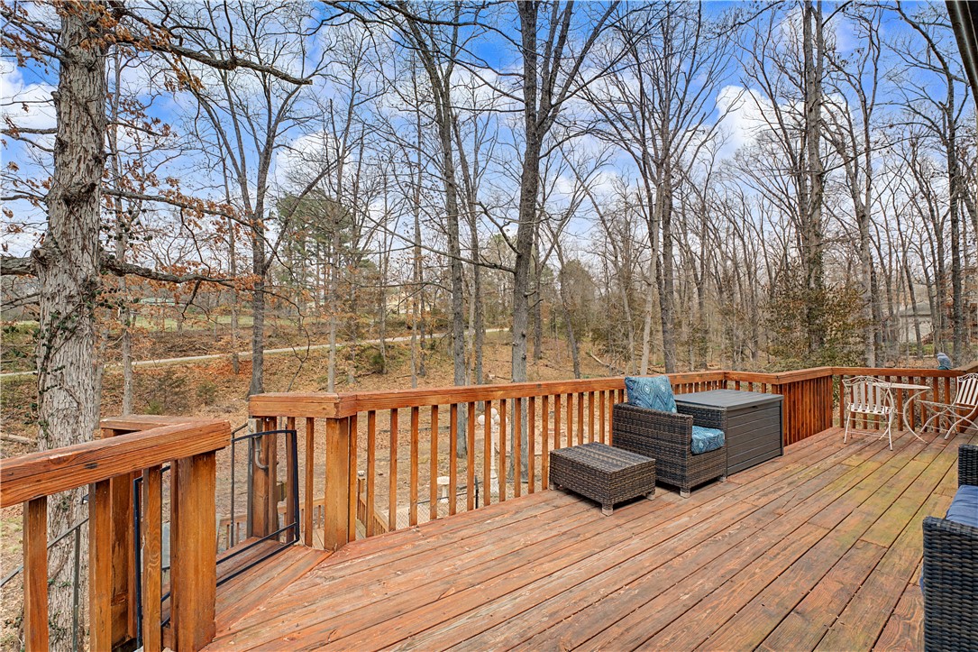 Melanie Sub Bvv - Residential