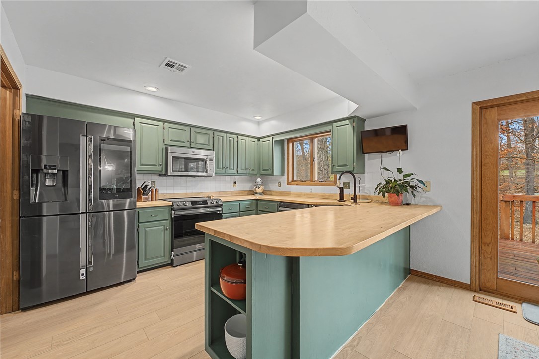 Melanie Sub Bvv - Residential