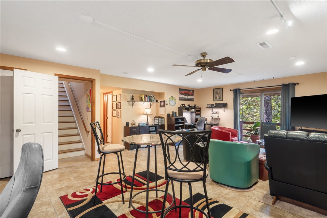 Churchill Sub Bvv - Residential