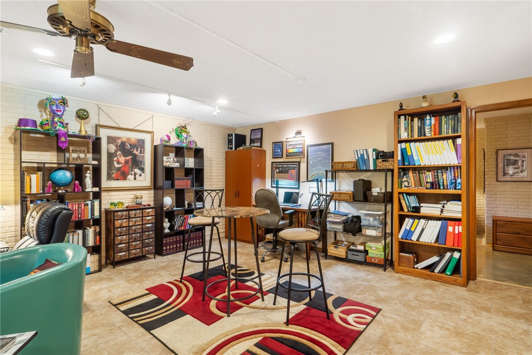 Churchill Sub Bvv - Residential