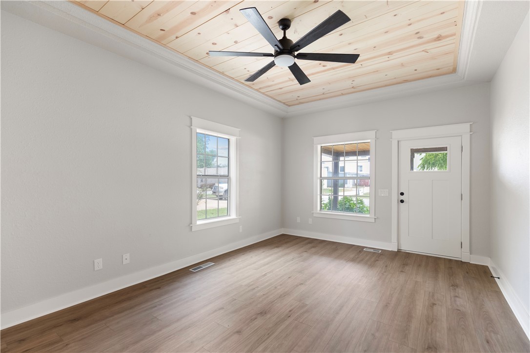 McGaugheys Orchard Add Rogers - Residential