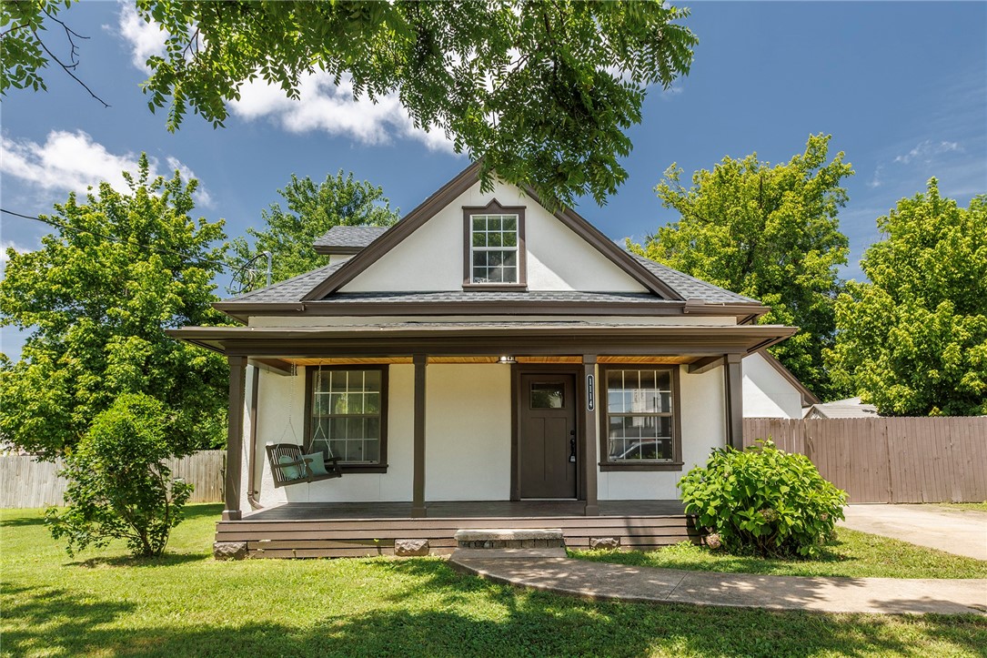 Completely remodeled and full of charm, this downtown home has a stucco exterior and interior with arched doorways, wide trim, tons of natural light and two living areas. 3 bedrooms and 2 full baths. Bonus room upstairs that could be an office, bedroom, kitchenette, etc. Fresh interior and exterior paint, new custom wood cabinetry, fresh LVP and carpet, countertops- everything! Major systems updated as well- upgraded electrical, (2) new HVAC systems, updated appliances, roof is 2023. Kitchen has quartz counters, tiled backsplash, a deep cast iron sink with new disposal, gas range and built in pantry storage. Ring doorbell will convey.