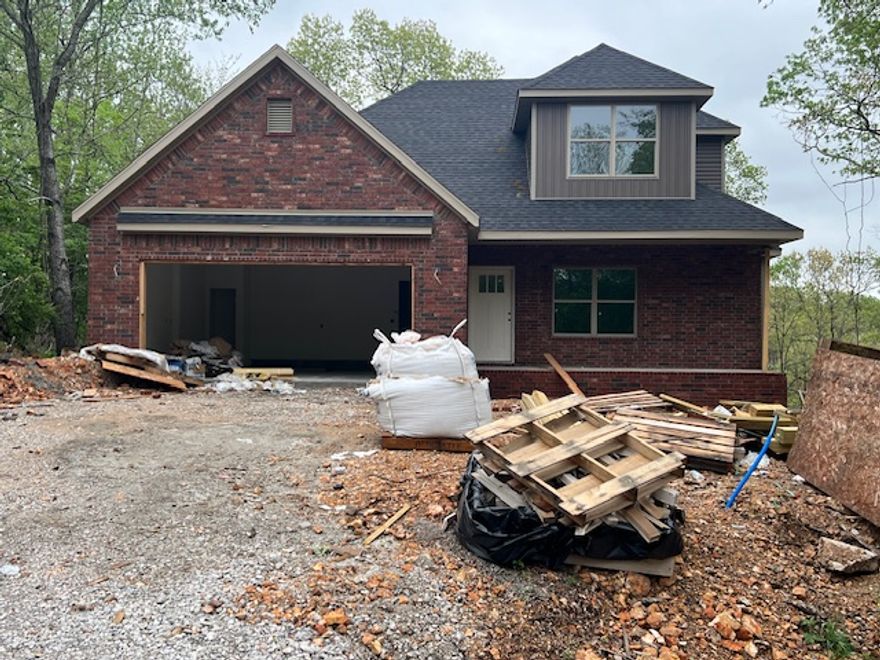 Gorgeous 3 bedroom New Home with an office.  Granite, Walk-in shower in Primary bath, landscaping.  Buyer can pick inside colors from Builders selections.
Builder has been building in AR 30+ years.
1 year New construction warranty!
Seller is a licensed Real Estate Broker in AR.