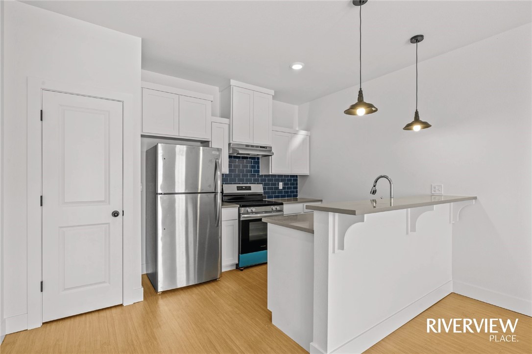Riverview Place - Residential Lease