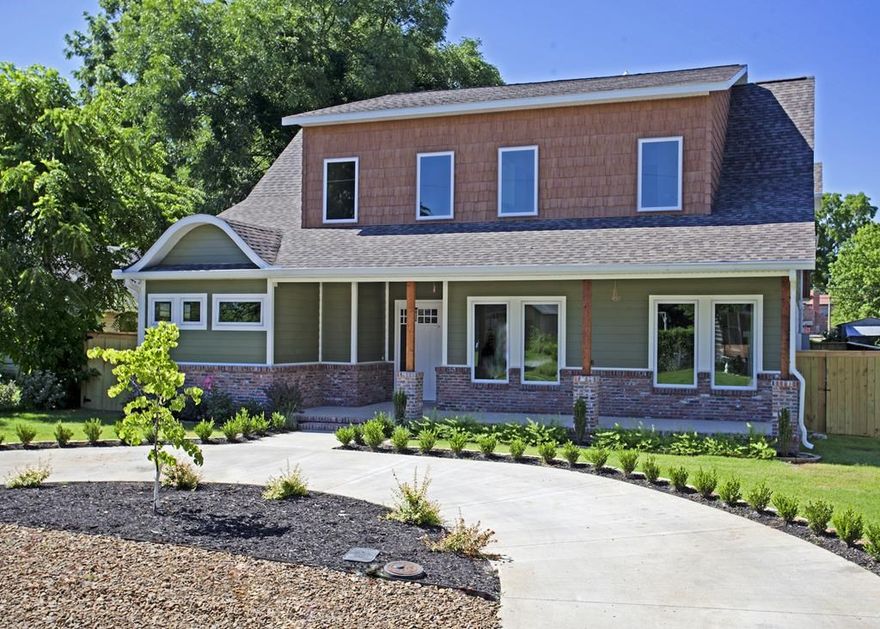 Live on a quiet street in Downtown Bentonville but only be 5 blocks from all the fun & activities on the square. This new home features stunning design details, old world charm and some very cool modern amenities. You will love the bright and open layout. The kitchen is stunning with a 8 burner commercial range, built-in double fridges, huge pantry and raised island. The luxurious master suite is also located on the main level with a spa like bath and awesome closet that doubles as a tornado shelter. Upstairs you will find a large family room and a kids play room then 4 bedrooms and 3 full baths. Oh...did we mention 4 car garage!