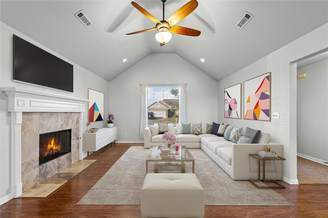 Bellview Residence Add Ph 2 Rogers - Residential