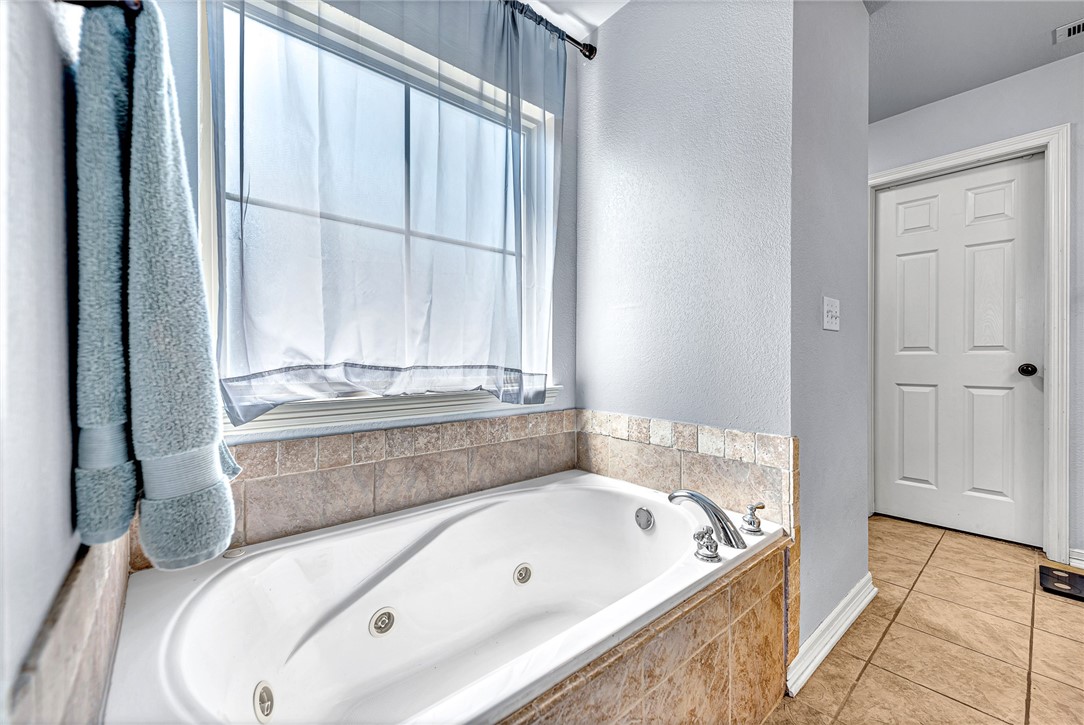 Bellview Residence Add Ph 2 Rogers - Residential