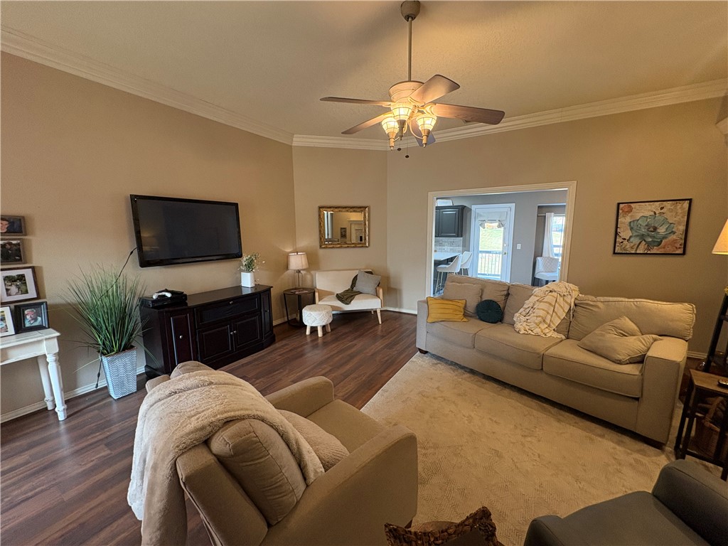 Southwind Terrace Ph Ii - Residential