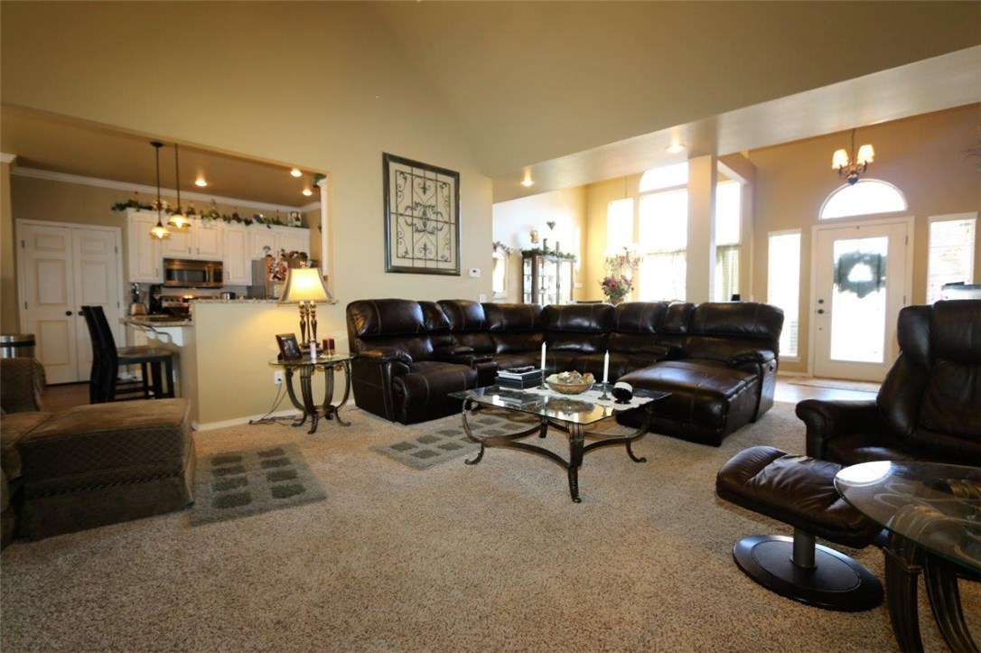 Whispering Timbers Ph 10 Rogers - Residential