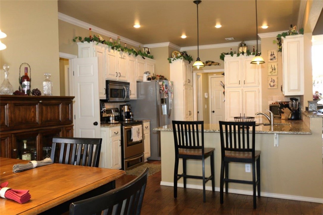 Whispering Timbers Ph 10 Rogers - Residential