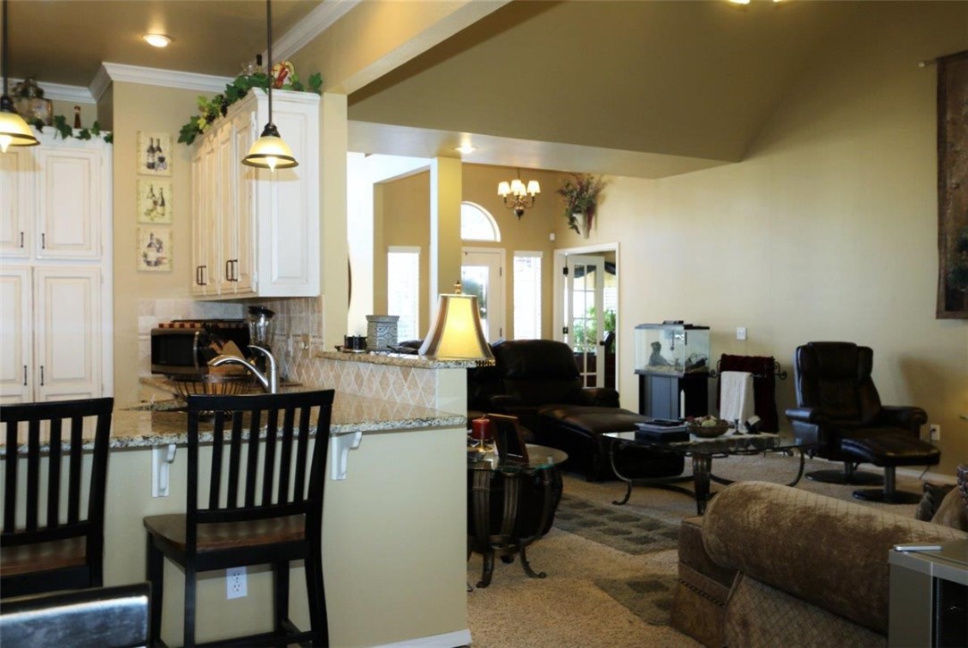 Whispering Timbers Ph 10 Rogers - Residential