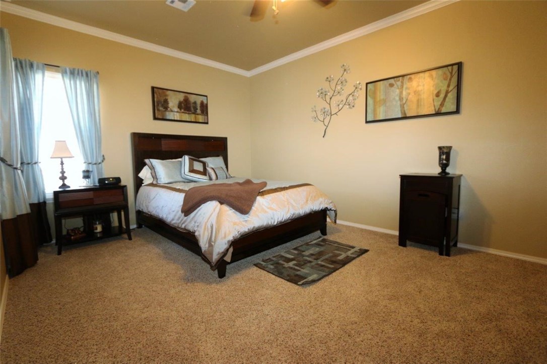 Whispering Timbers Ph 10 Rogers - Residential