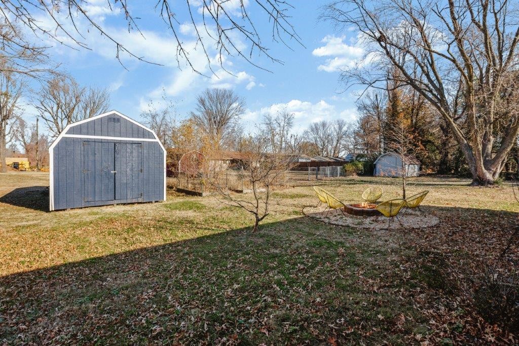 32-20-30-BENTONVILLE - Residential Lease
