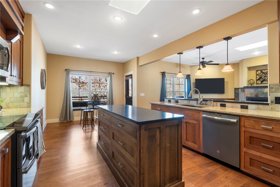 Primrose Sub Bvv - Residential
