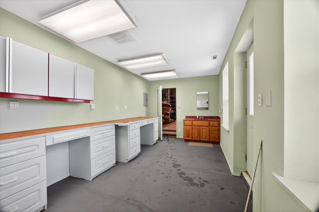 Forest Hills Sub Bvv - Residential