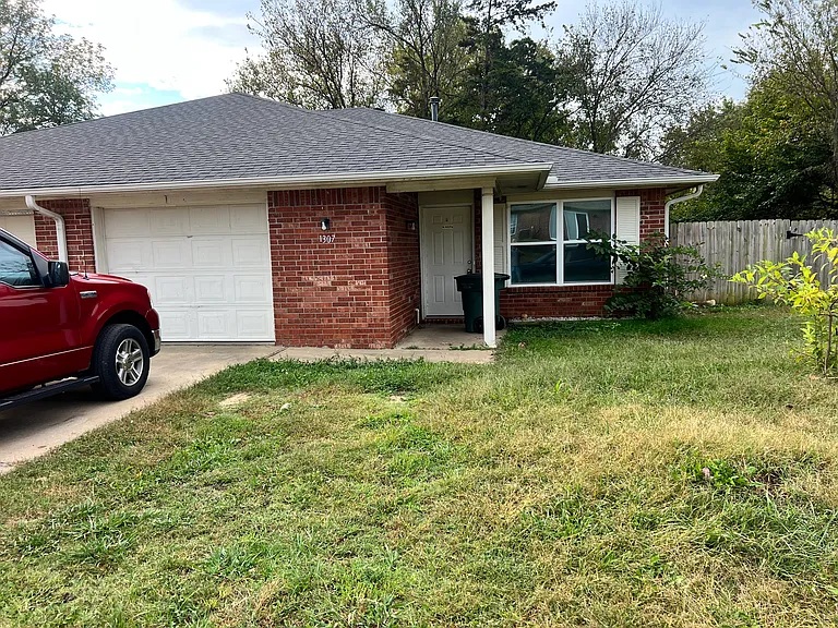 Cedarpoint Sub - Residential Lease