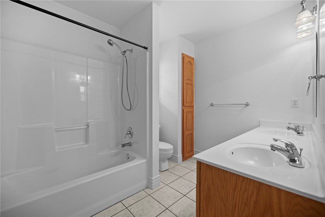 Champions Estates Rogers - Residential
