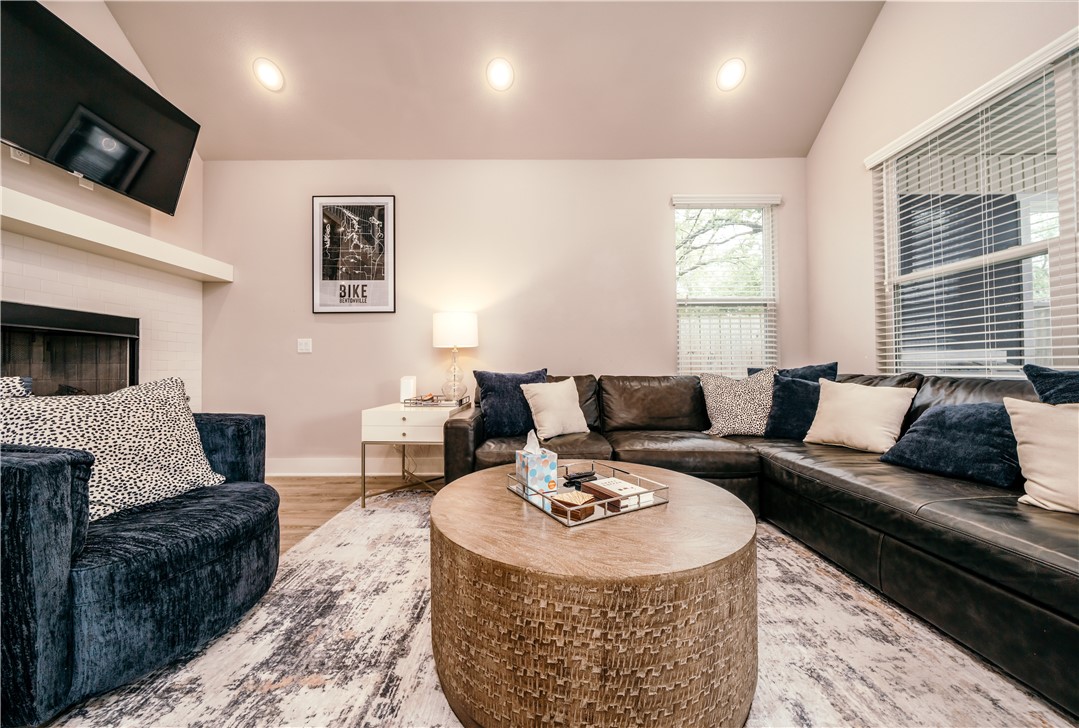W A Burks Add Bentonville - Residential