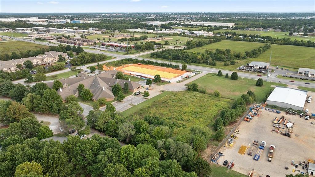 RAY NEAL SUB-ROGERS - Land